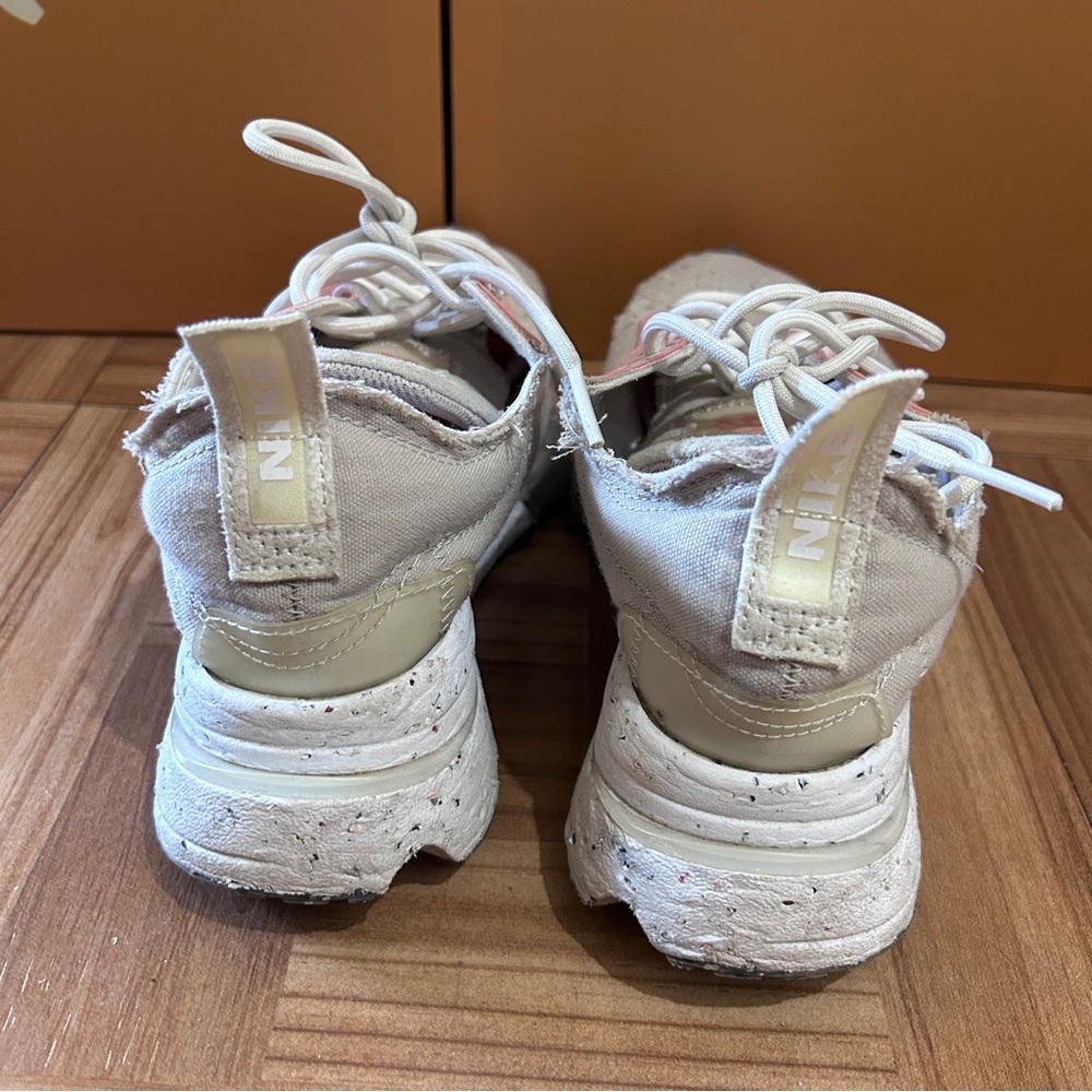 Nike Womens Air Zoom Type Crater Cream Beige Sneakers Sz 6W - Picture 4 of 6